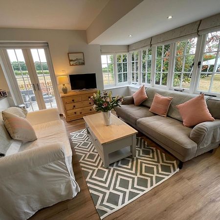 Garden Flat Near Goodwood With Stunning Views Lejlighed Petersfield Eksteriør billede