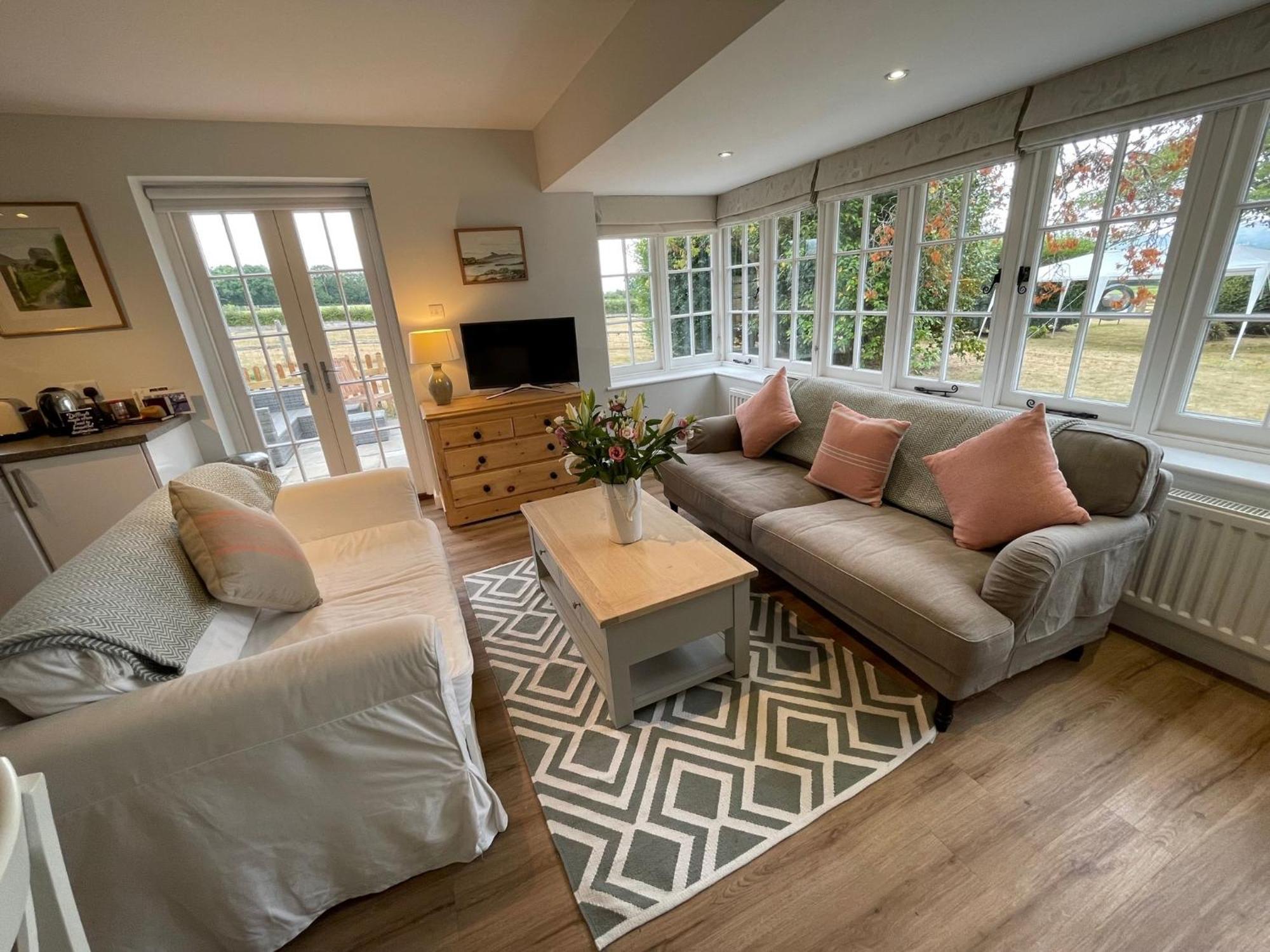 Garden Flat Near Goodwood With Stunning Views Lejlighed Petersfield Eksteriør billede