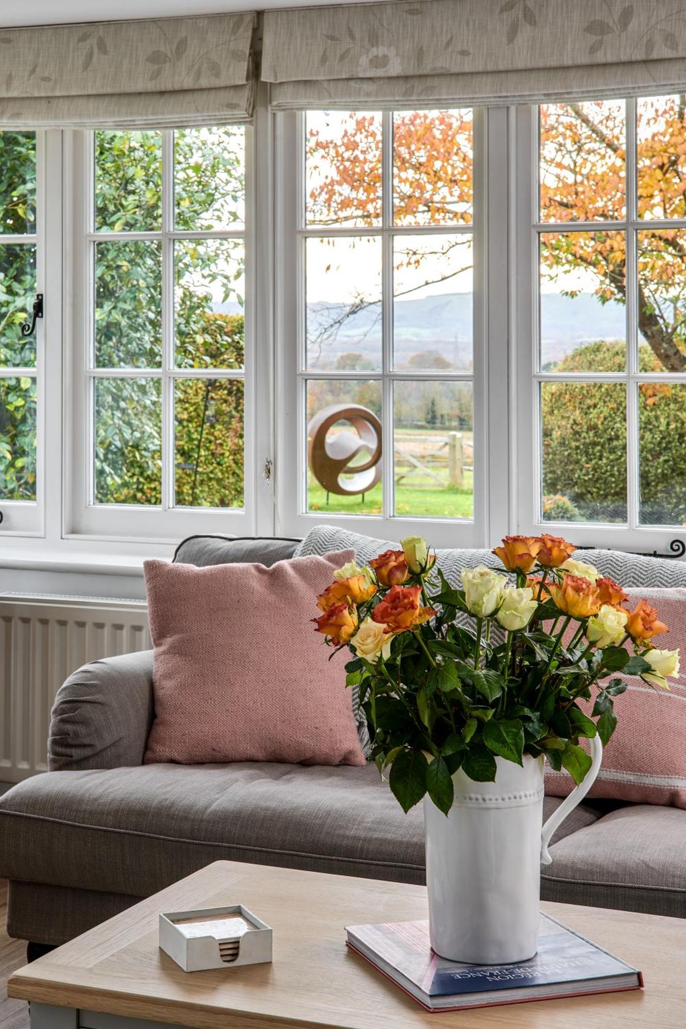 Garden Flat Near Goodwood With Stunning Views Lejlighed Petersfield Eksteriør billede