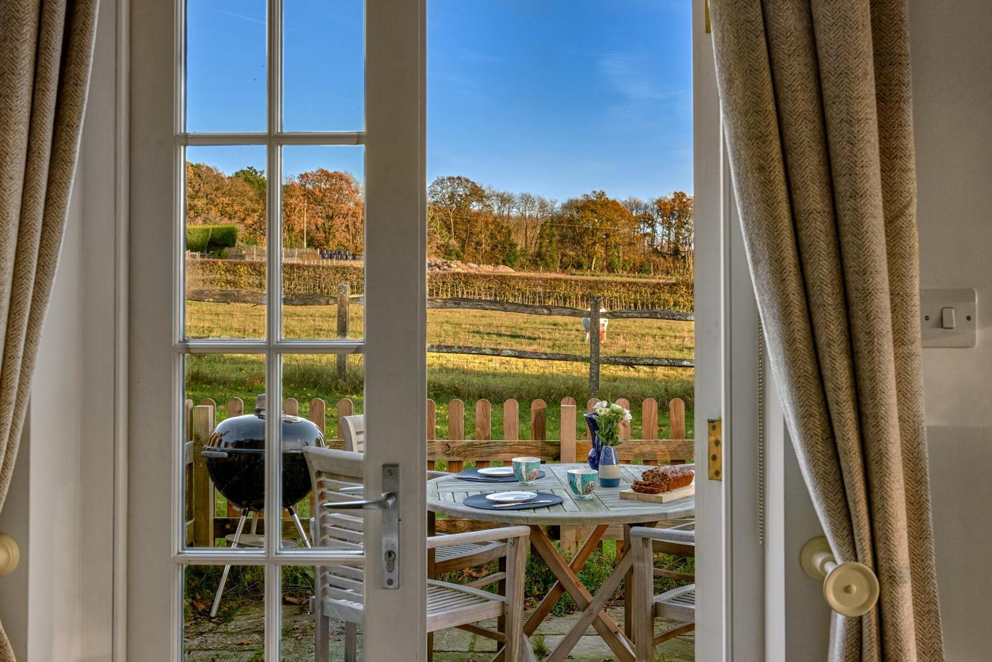 Garden Flat Near Goodwood With Stunning Views Lejlighed Petersfield Eksteriør billede