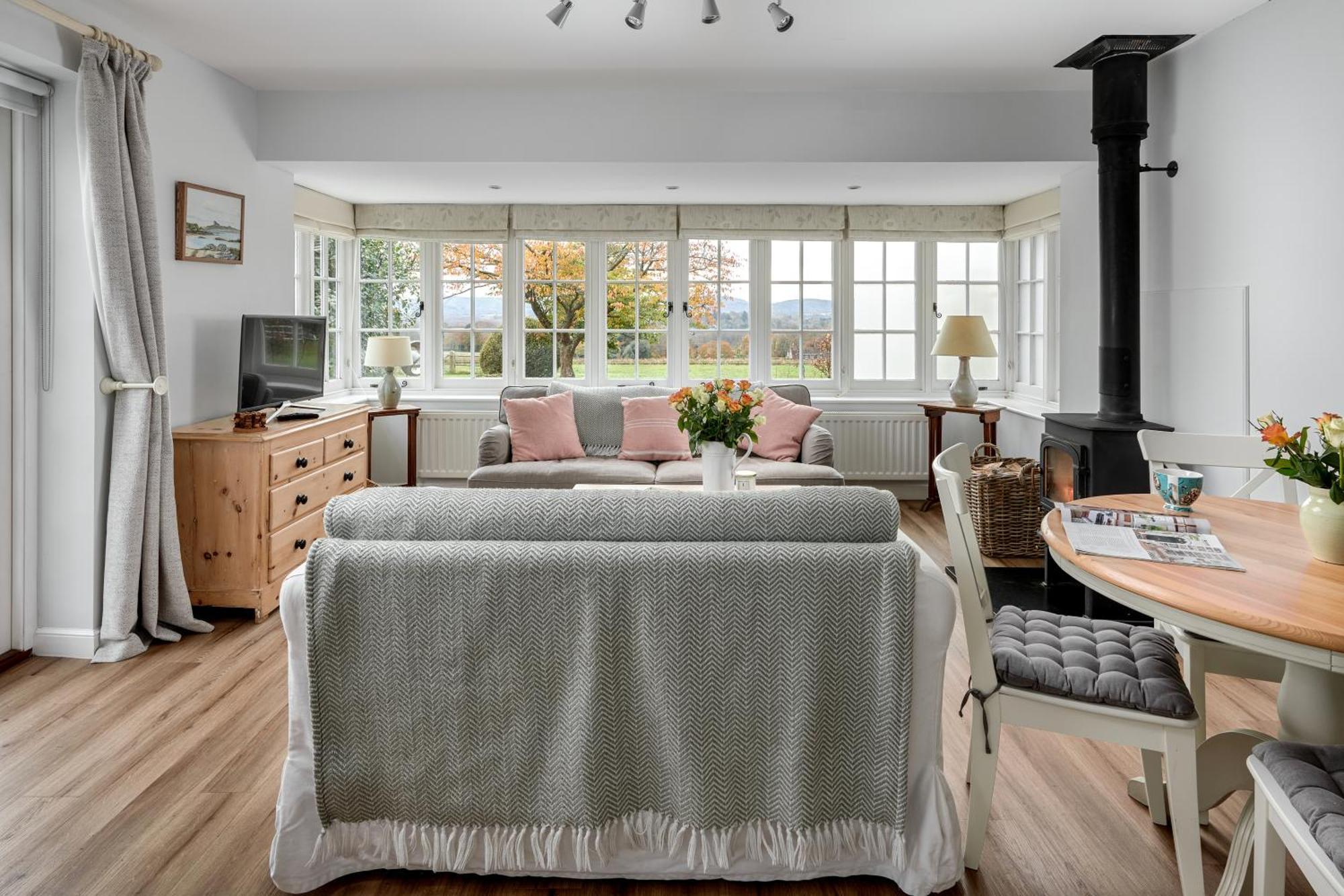 Garden Flat Near Goodwood With Stunning Views Lejlighed Petersfield Eksteriør billede